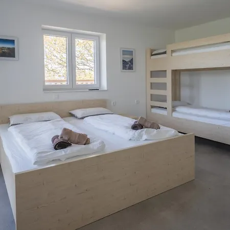 Ξενοδοχείο Tonckov Dom Na Lisci Sevnica