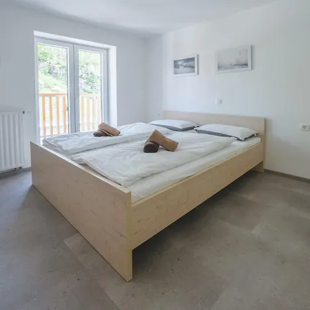 Szálloda Tonckov Dom Na Lisci *