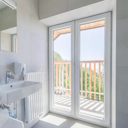 Tonckov Dom Na Lisci